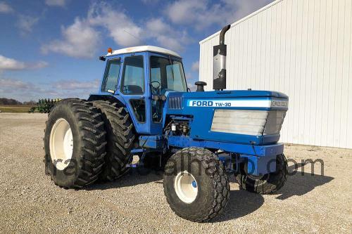 Ford TW-30 ficha tecnica
