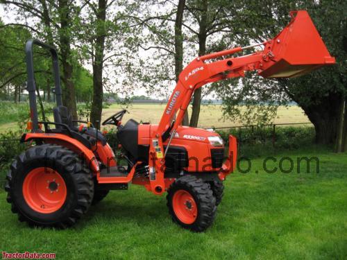 Kubota B3300SU ficha tecnica