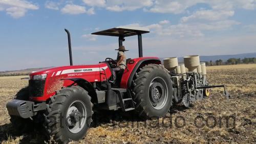 Massey Ferguson 2690 avaliação e ficha técnica