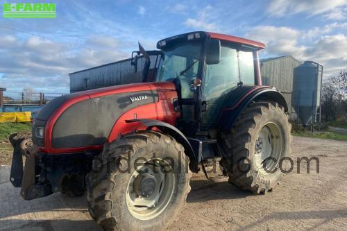 Valtra T152 avaliação e ficha técnica