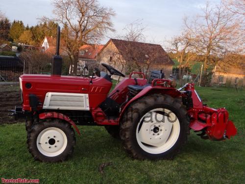 Yanmar YM2002 avaliação e ficha técnica